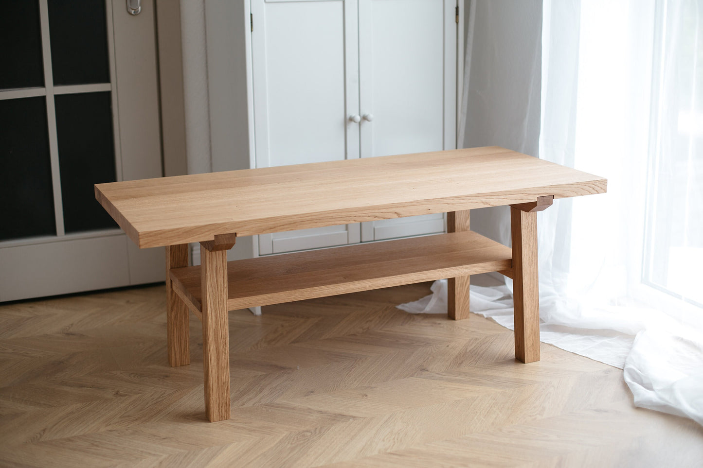 Table basse en bois de style scandinave – Conception artisanale en chêne naturel