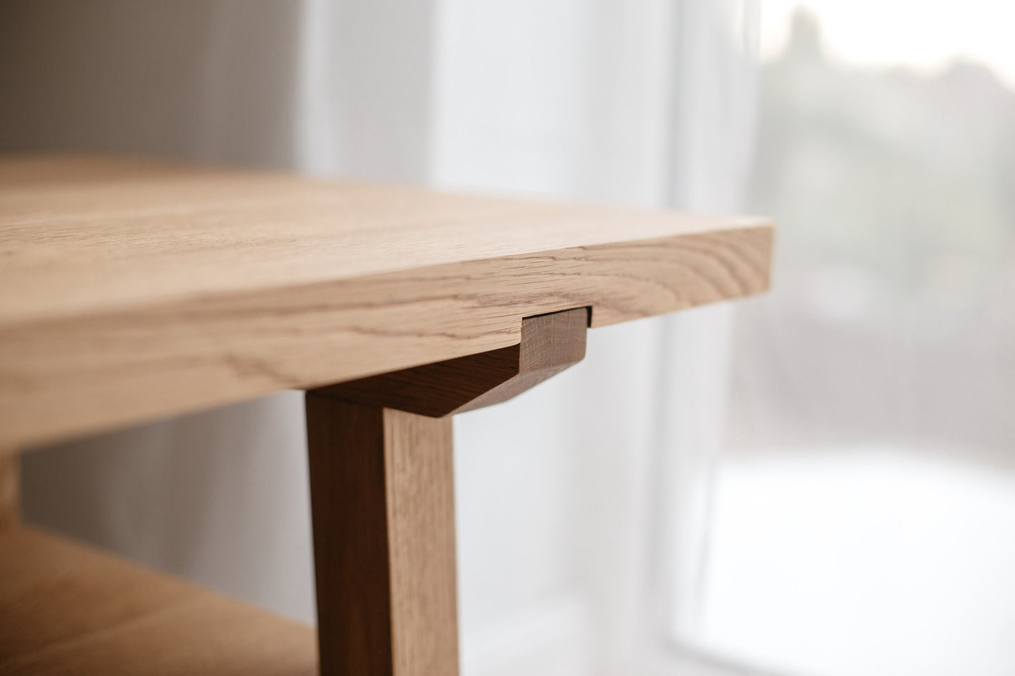 Table basse en bois de style scandinave – Conception artisanale en chêne naturel