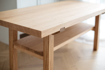 Table basse en bois de style scandinave – Conception artisanale en chêne naturel