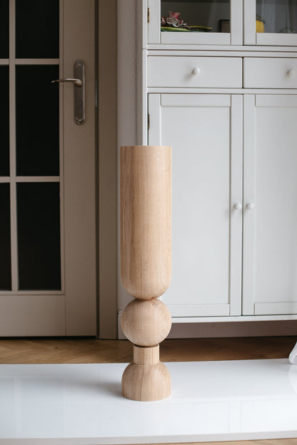Pied de table et de bar en bois avec sphère inférieure – Design tourné au tour, H690 mm