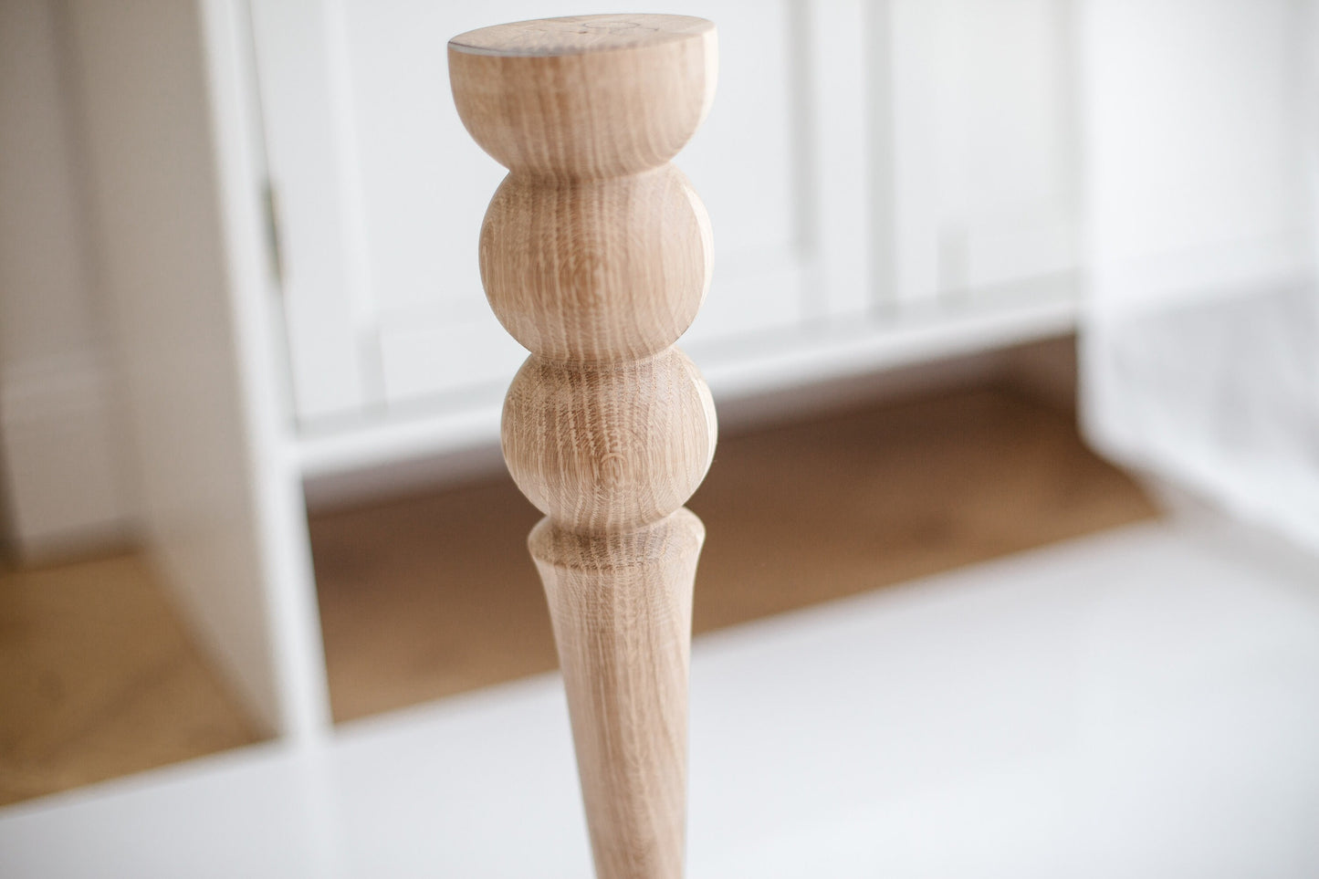 Pieds de meuble coniques en bois avec double boule décorative – Modèle tourné, H350 mm