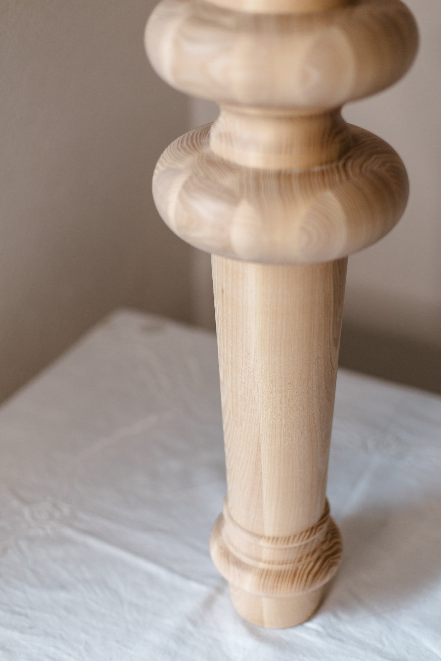 Pied de meuble de table en bois – Pied de support fait main, H710 mm