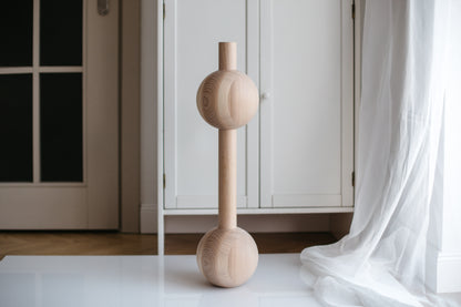 Pied de meuble en bois avec quatre détails sphériques – Design artisanal, lot de 3, H670 mm