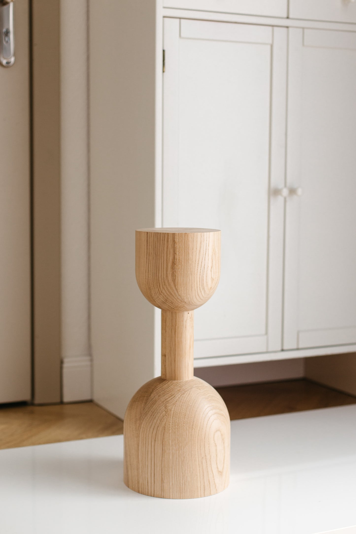 Pied de table basse en bois naturel – Support de meuble tourné, H450 mm