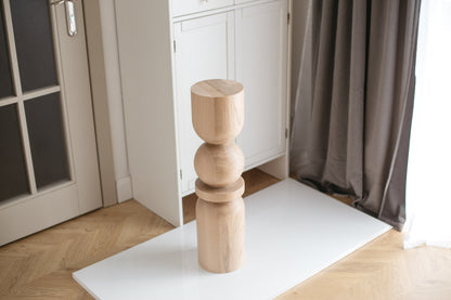 Pied de table/bar en bois avec sphère centrale décorative – Tourné, H710 mm