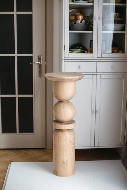 Piedestal en bois – Table d'appoint ou porte-plante, design tourné, H900 mm