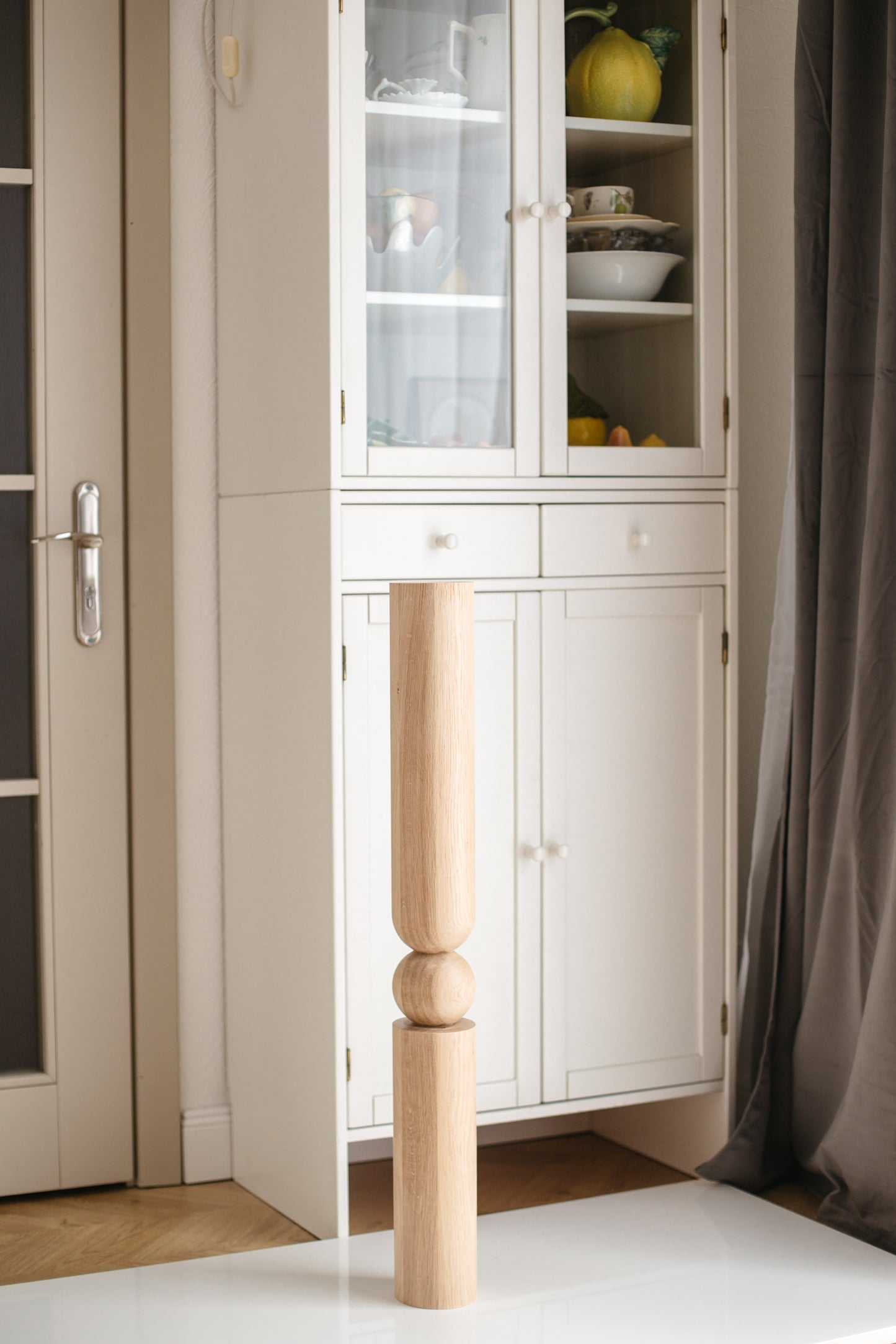Pied de table et de bar en bois – Support de meuble fait à la main, H890 mm