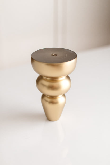 Pied de meuble en bois de bouleau – Finition dorée mate (IGM), H155 mm
