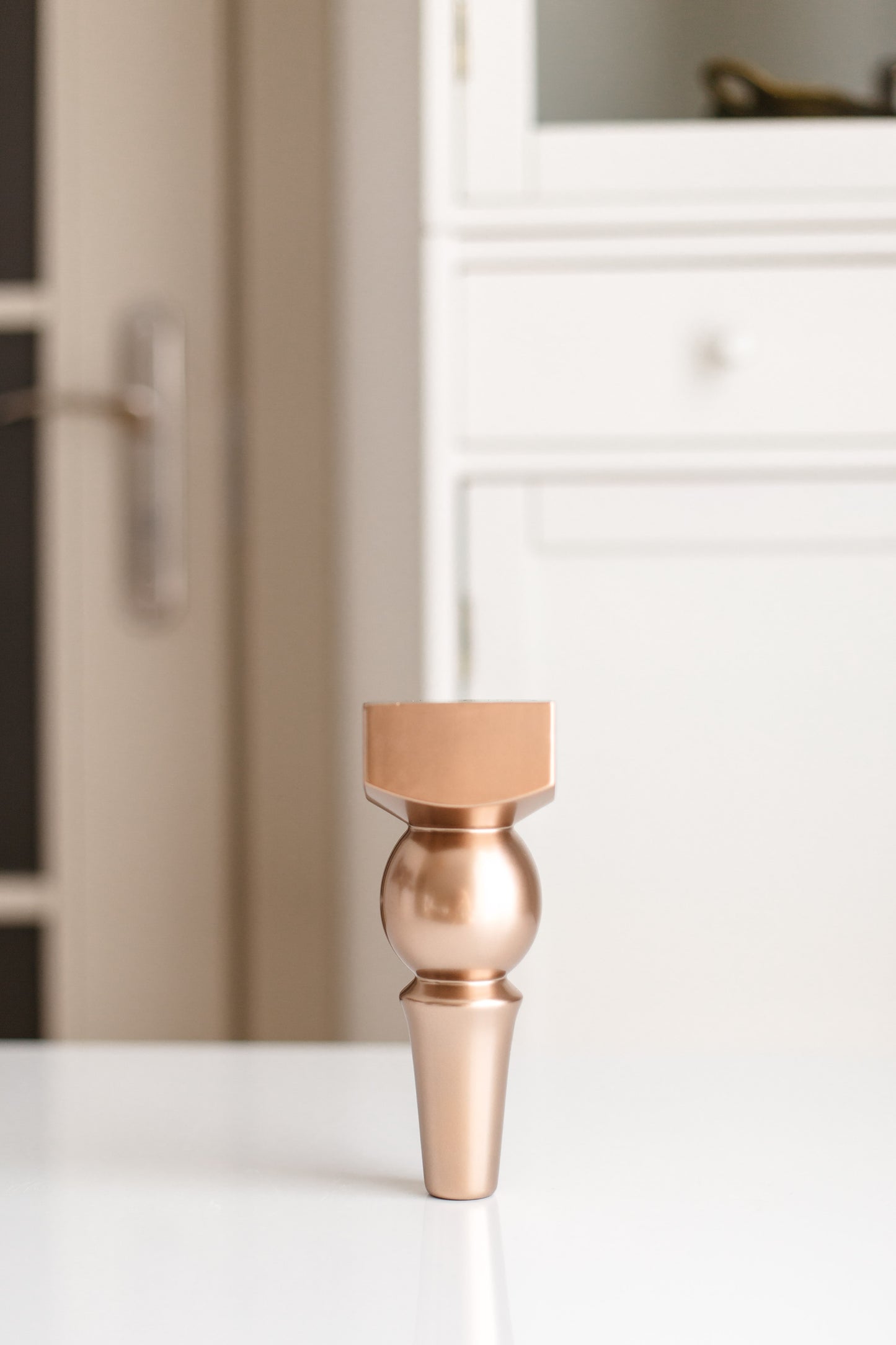 Pied de meuble en bois de bouleau – Finition bronze brillant (VBG), H180 mm