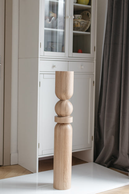 Pied de table en bois et îlot de cuisine avec sphère centrale – Design fait main, H900 mm