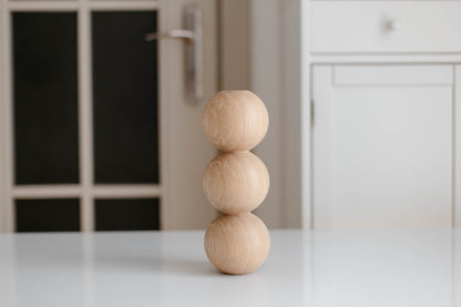Pied de meuble en bois tourné à détail triple sphère – Fait main, H244 mm