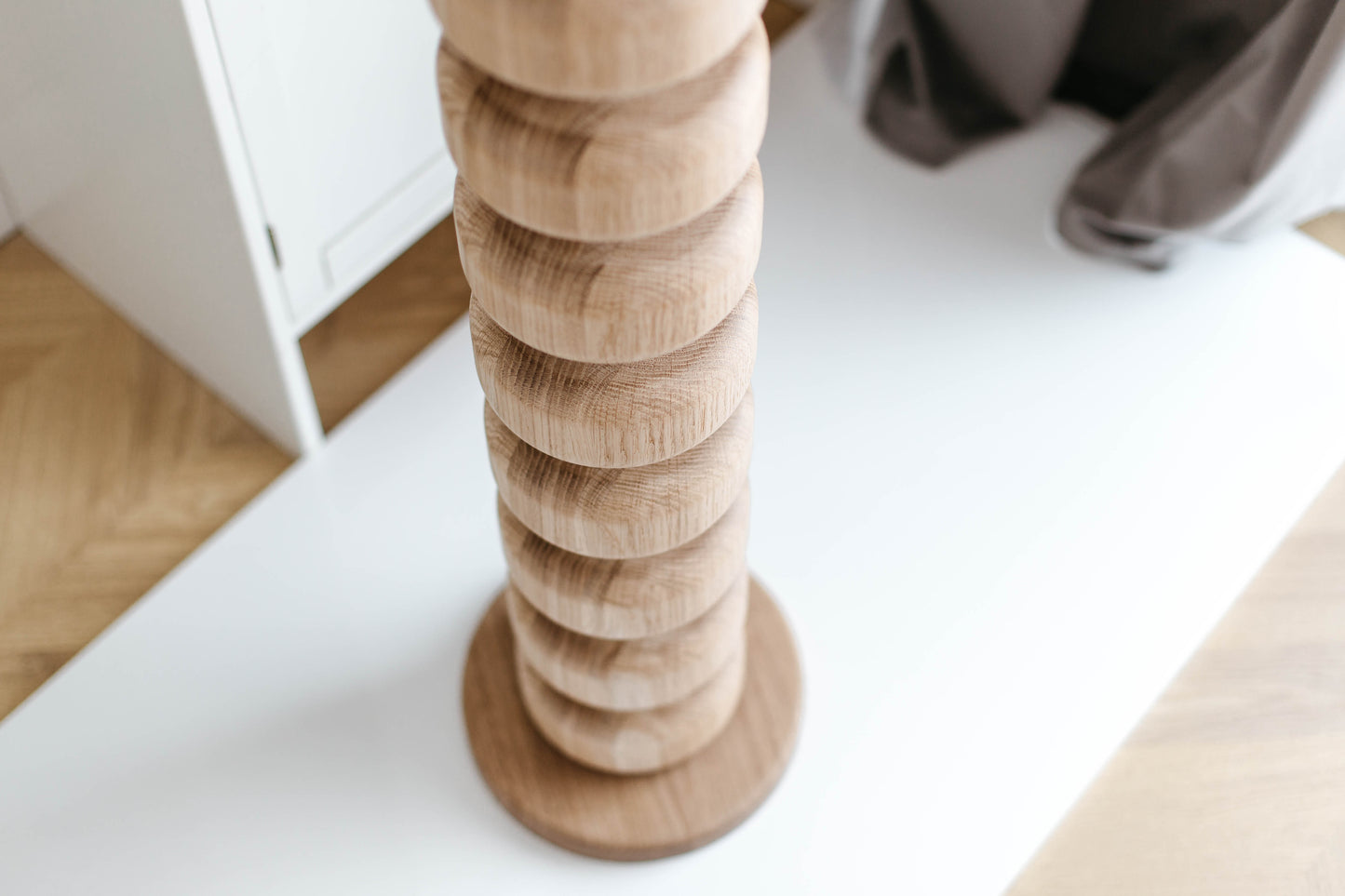 Pied d'îlot de cuisine en bois avec base - H876 mm
