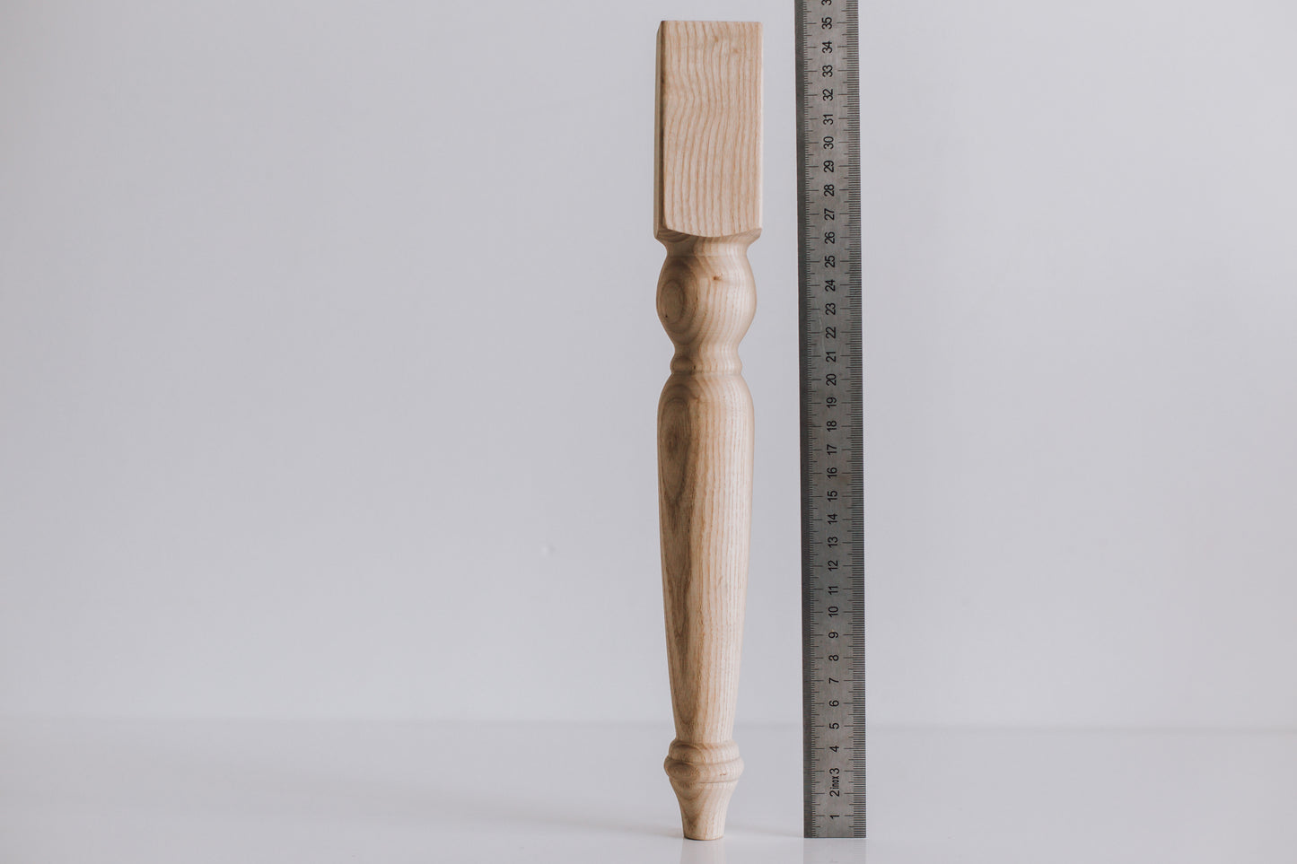 Pieds de meuble en bois – Style classique, faits à la main, H350 mm