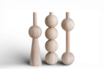 Pied de meuble en bois avec quatre détails sphériques – Design artisanal, lot de 3, H670 mm